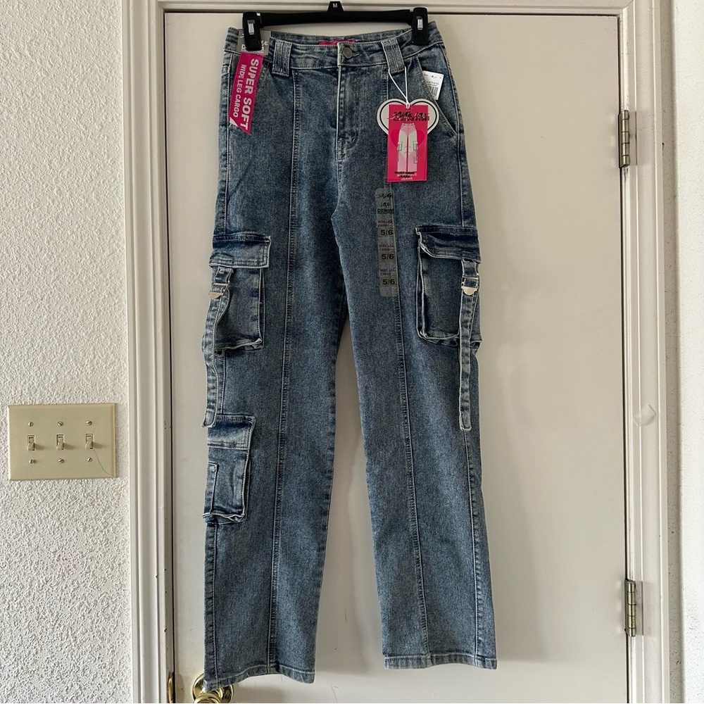 Savage Love Wide leg cargo blue jeans SZ 5/6